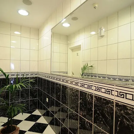 Rosina Hotel 4*
