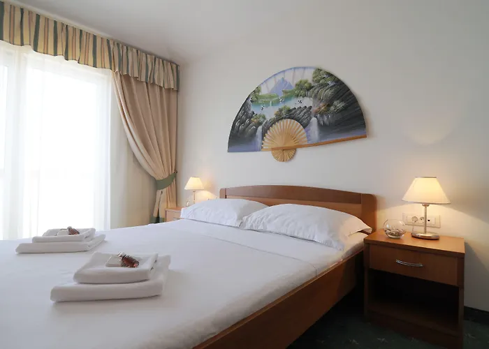 Rosina Otel Makarska