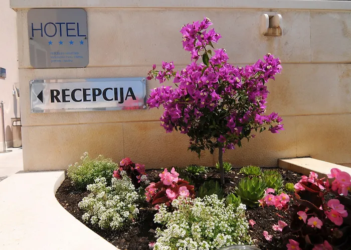 Otel Rosina 4*