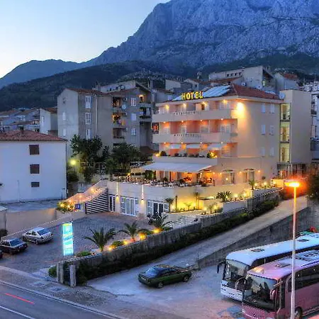 Hotel Rosina 4*
