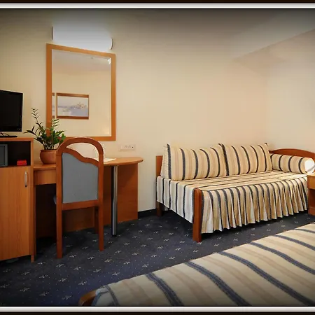 Rosina Hotel